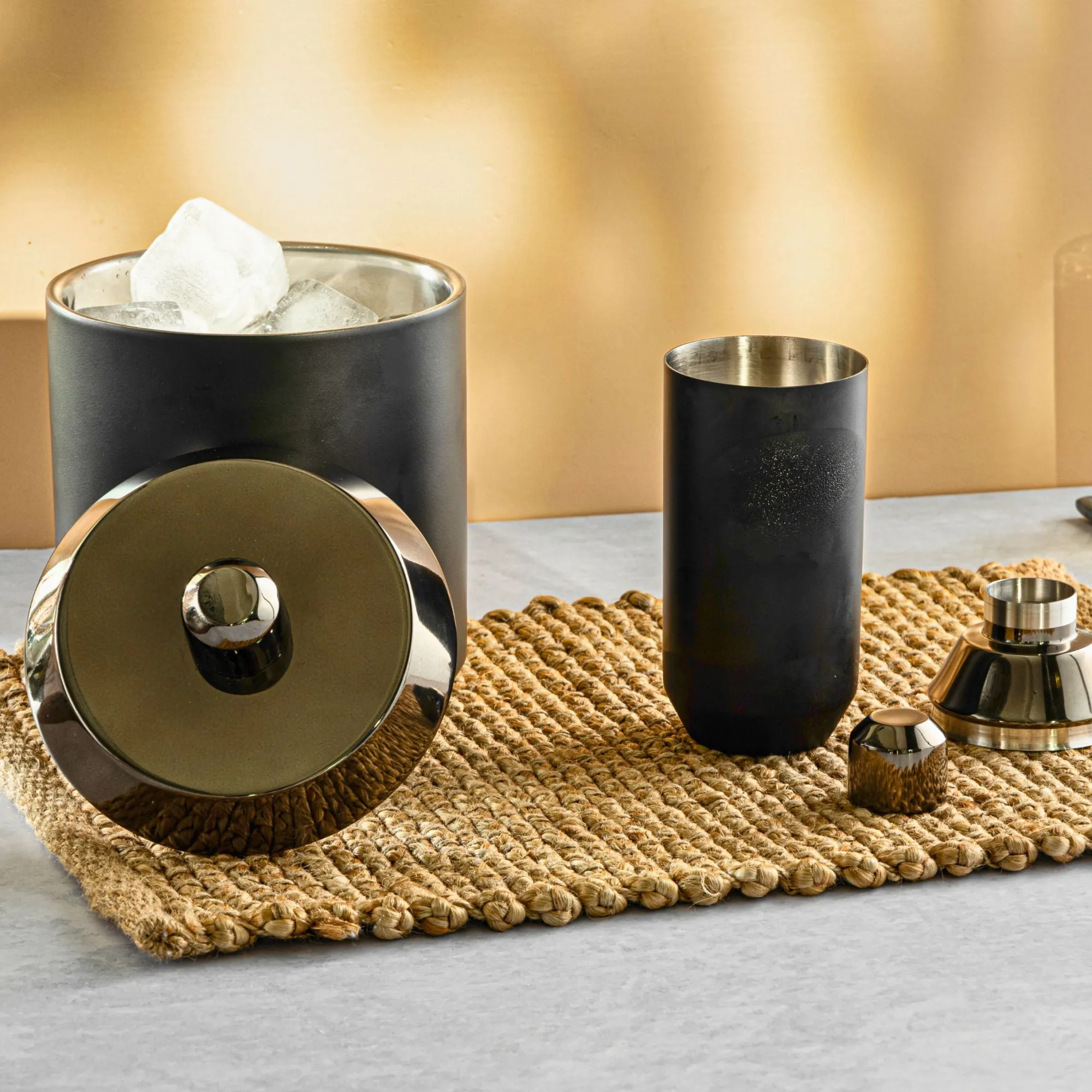 New Godinger Raven Matte Black Double Walled Cocktail Shaker